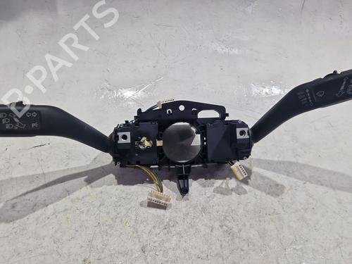 Schalter für Schalter VW GOLF VI (5K1) 2.0 TDI (140 hp) 33618159 33618159