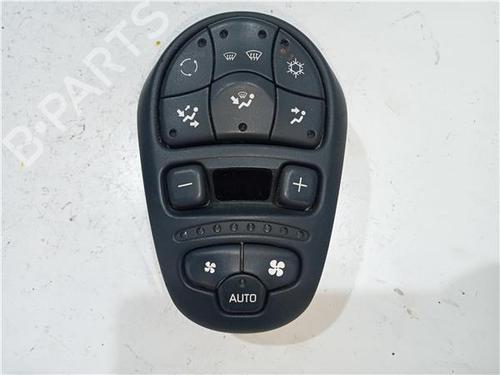 Used Climate control RENAULT ESPACE III (JE0_) 2.2 dCi (JE0K) (130 hp) 23932764