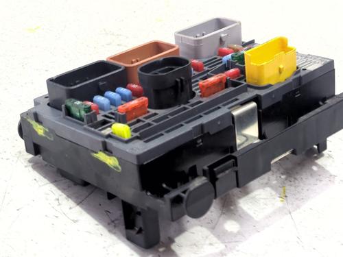 Fuse box PEUGEOT PARTNER Box Body/MPV | BP39950192E1 - Image 3