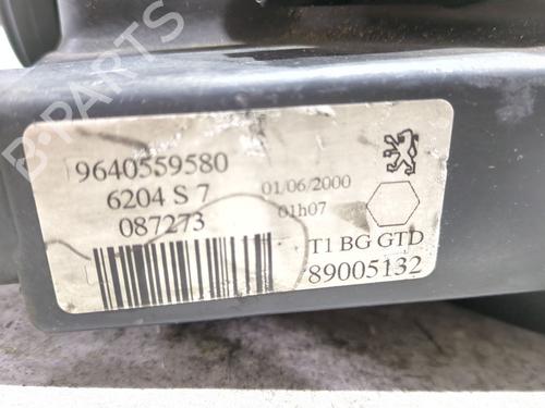 Left headlight PEUGEOT 206 Hatchback (2A/C) 1.9 D | BP31082603C28 