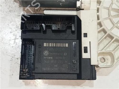 Right front window motor SEAT LEON (1P1) 2.0 TDI 16V | BP23912631E20 