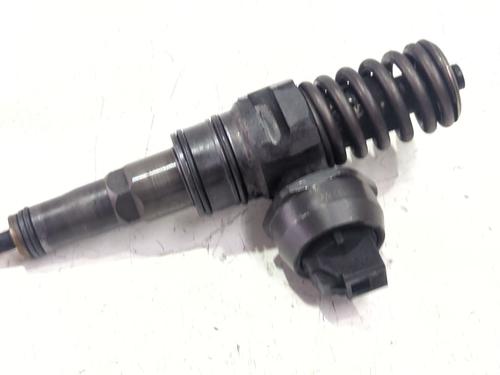 Used Injector Injector SEAT ALTEA (5P1) 1.9 TDI (105 hp) 40038496 40038496