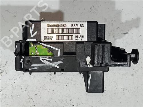 Fuse box PEUGEOT 307 Break (3E) 1.6 HDi 110 | BP23920327E1 