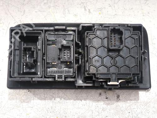 Switch RENAULT MEGANE III Hatchback (BZ0/1_, B3_)  | BP27859829I30 