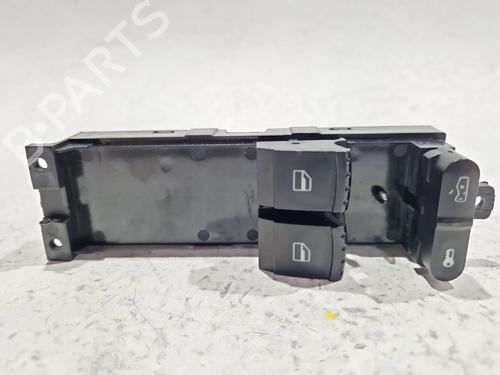 Used Left front window switch VW GOLF IV (1J1) 1.6 (100 hp) 29518747