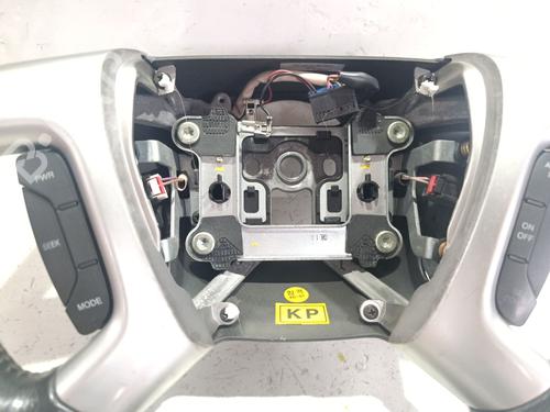 Steering wheel CHEVROLET CAPTIVA (C100, C140) 2.0 D 4WD | BP39228024C49 - Image 3