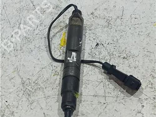 Used Injector SEAT LEON (1P1) 2.0 TDI 16V (140 hp) 23913816