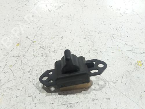 switch-chrysler-voyager-iv-rg-rs-1999-2000-2001-2002-2003-2004-2005-2006-2007-2008-36766568 main image