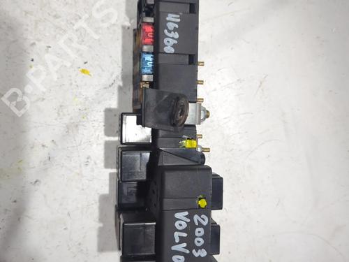 Fuse box VOLVO S60 I (384) 2.4 D | BP23902289E1 - Image 3