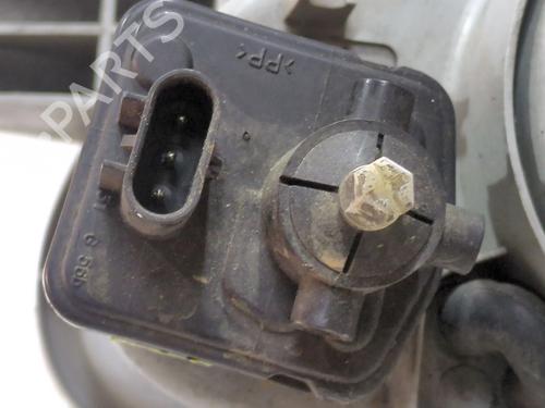 Right headlight HYUNDAI ACCENT I (X-3) 1.3 i 12V | BP27861118C29 