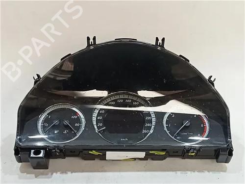 Used Instrument cluster MERCEDES-BENZ C-CLASS (W204) C 200 CDI (204.007, 204.006) (136 hp) 23911071