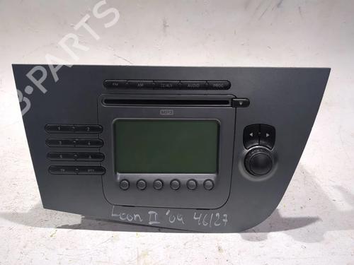 Used Radio SEAT LEON (1P1) 1.9 TDI (105 hp) 23926725