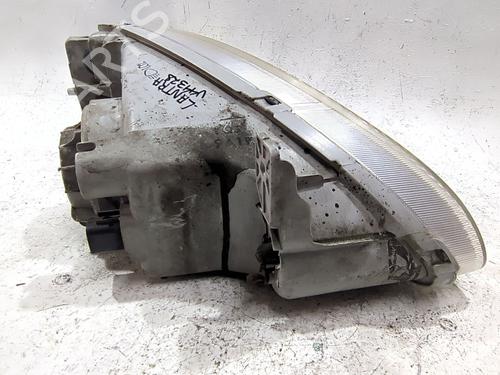 Left headlight HYUNDAI LANTRA II (J-2) 2.0 16V | BP31885949C28 