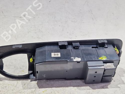 Fensterheberschalter links vorne CHEVROLET REZZO MPV (U100) 1.6 | BP30533531I27