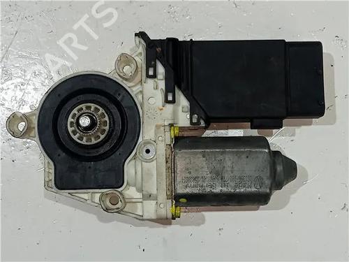 Used Right front window motor SEAT LEON (1M1) 1.9 TDI (110 hp) 23912435