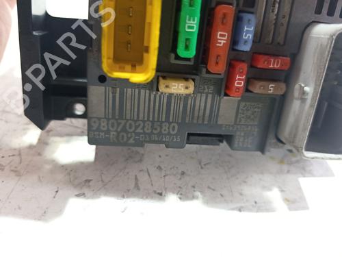 Fuse box CITROËN C5 III (RD_) 2.0 HDi 150 / BlueHDi 150 (RDRHEA, RDRHE8, RDAHRM,... | BP40080357E1 - Image 4
