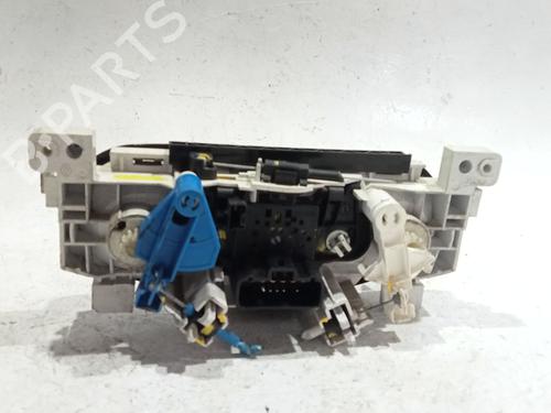 Climate control DACIA DUSTER (HS_) 1.5 dCi | BP31869209I5