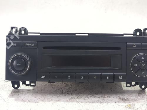 Used Radio Radio MERCEDES-BENZ A-CLASS (W169) A 180 CDI (169.007, 169.307) (109 hp) 40291844 40291844