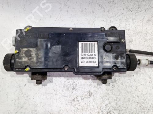 Used Electric handbrake RENAULT SCÉNIC II (JM0/1_) 1.5 dCi (JM1F) (86 hp) 30377337