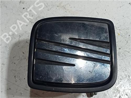 Trunk håndtak SEAT LEON (1M1) 1.9 TDI (110 hp) 23915486
