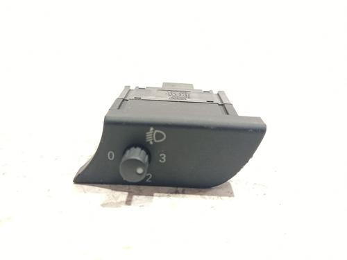 Used Headlight adjuster motor Headlight adjuster motor AUDI A4 B7 Avant (8ED) 3.0 TDI quattro (204 hp) 39945518 39945518