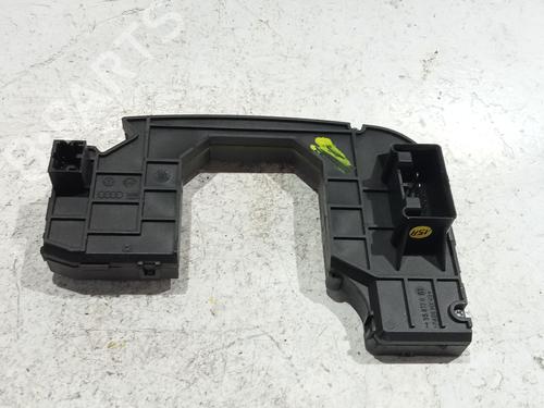 Used Electronic module AUDI A8 D3 (4E2, 4E8) 4.2 quattro (335 hp) 30935303