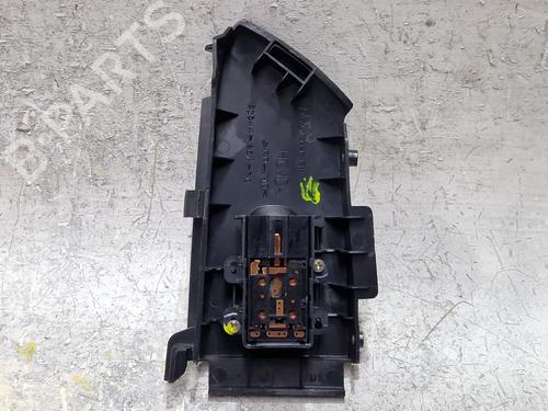 Right front window switch HONDA CIVIC VII Hatchback (EU, EP, EV) 1.7 CTDi (EP4, EU9) | BP29877491I26