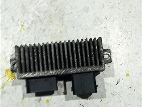 Used Electronic module RENAULT MEGANE II Saloon (LM0/1_) 1.9 dCi (131 hp) 23930522