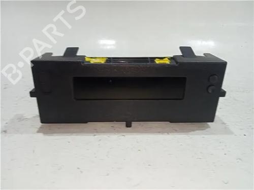 Autoradio für RENAULT CLIO III Grandtour (KR0/1_) 1.2 16V (KR0P) (101 hp) 23923620