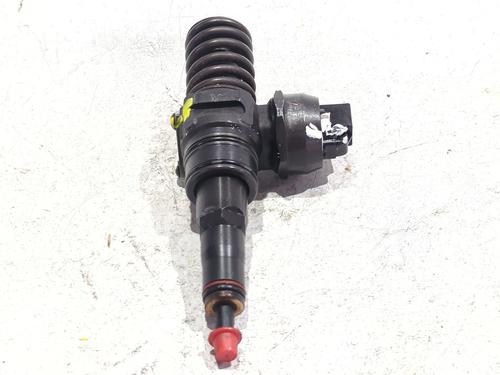injector-audi-a4-b6-8e2-2000-2001-2002-2003-2004-2005-31869240 main image