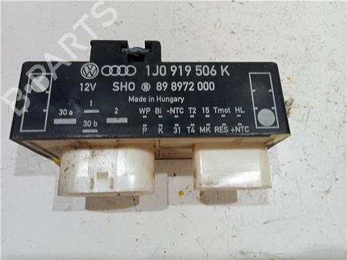 Used Electronic module SEAT TOLEDO II (1M2) 1.9 TDI (110 hp) 23932214