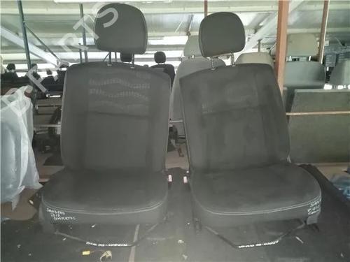 Used Seats set DACIA SANDERO 1.2 16V (75 hp) 23909339