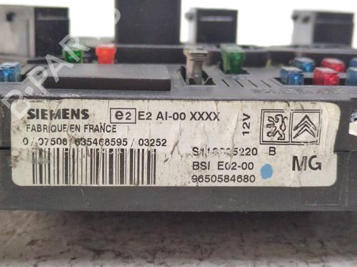 Fuse box PEUGEOT 206 CC (2D) 1.6 16V (2DNFUF, 2DNFUR) | BP31885953E1 - Image 3
