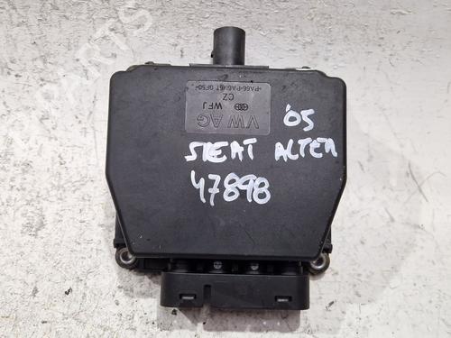 Used Electronic sensor SEAT ALTEA (5P1) 1.9 TDI (105 hp) 30385037
