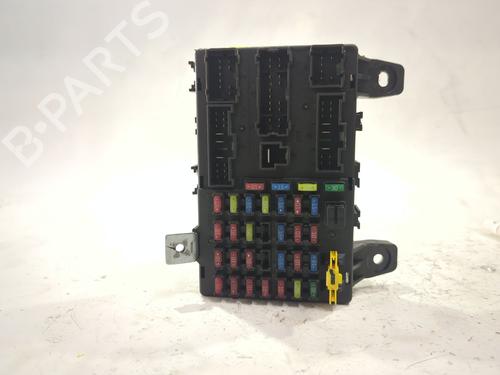 fuse-box-hyundai-getz-tb-2001-2002-2003-2004-2005-2006-2007-2008-2009-2010-2011-37089527 main image