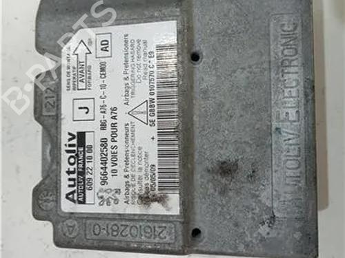 Used ECU airbags PEUGEOT 207 (WA_, WC_) 1.4 HDi (68 hp) 23931855