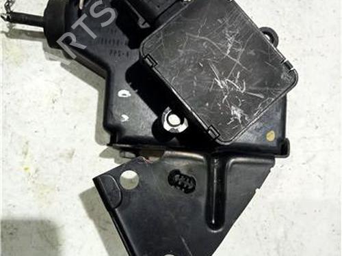 Used Pedal PEUGEOT 406 (8B) 2.0 HDI 110 (109 hp) 23928940
