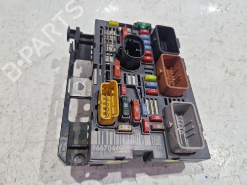 Used Fuse box Fuse box CITROËN C5 III Break (RW_) 2.0 HDi 140 (140 hp) 36014177 36014177