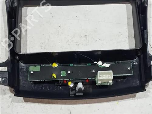 Middle console MITSUBISHI OUTLANDER II (CW_W) 2.0 DI-D (CW8W) | BP23921215I22 