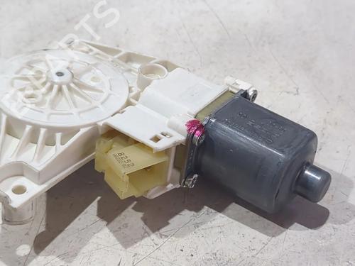 Right rear window motor MERCEDES-BENZ C-CLASS (W204) C 200 CDI (204.007, 204.006) | BP27866658E22 