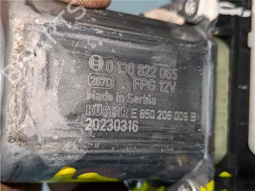 Portierruitmotor rechtsvoor VW T-CROSS (C11, D31) 1.0 TSI (110 hp) 23924865