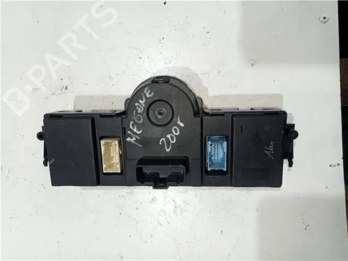 Climate control RENAULT MEGANE II Saloon (LM0/1_) 1.9 dCi | BP23931870I5 