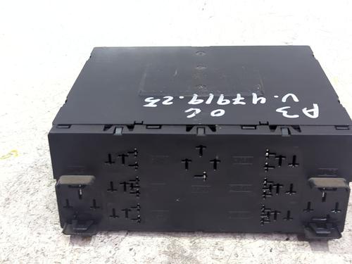 Fuse box AUDI A3 (8P1) 2.0 TDI 16V quattro | BP40009342E1 - Image 6