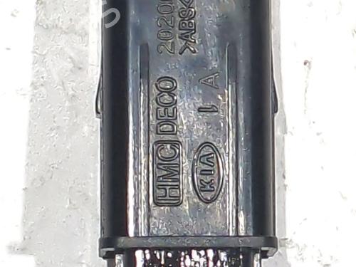 Switch HYUNDAI SANTA FÉ I (SM) 2.0 CRDi All-wheel Drive | BP23925874I30 