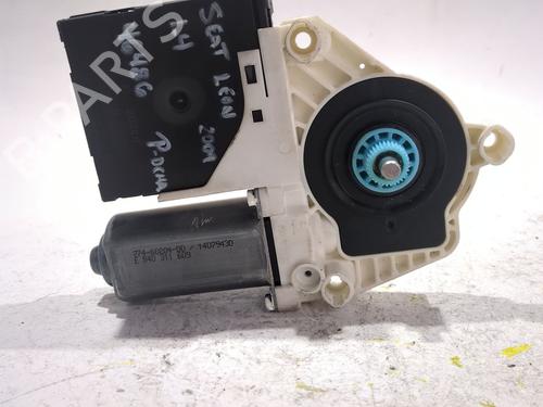 Right front window motor SEAT LEON (1P1) 1.4 TSI | BP23903189E20 