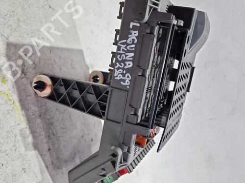 Fuse box RENAULT LAGUNA I (B56_, 556_) 1.9 dTi (B56J) | BP29388412E1 
