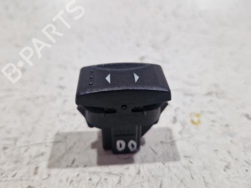 Mando elevalunas delantera derecho Mando elevalunas delantera derecho FORD MONDEO III (B5Y) 2.0 TDCi (130 hp) 36529349 36529349