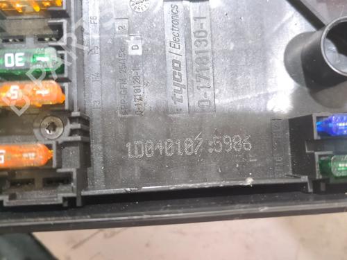 Fuse box VW CADDY III Box Body/MPV (2KA, 2KH, 2CA, 2CH) 1.9 TDI | BP26953203E1