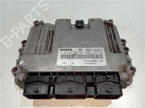 Module électronique OPEL VIVARO A Bus (X83) 2.5 DTI (F7, J7, A07) (135 hp) 23908497