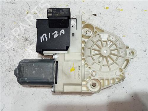 Used Right front window motor SEAT IBIZA II (6K1) 1.4 i 16V (101 hp) 23916675